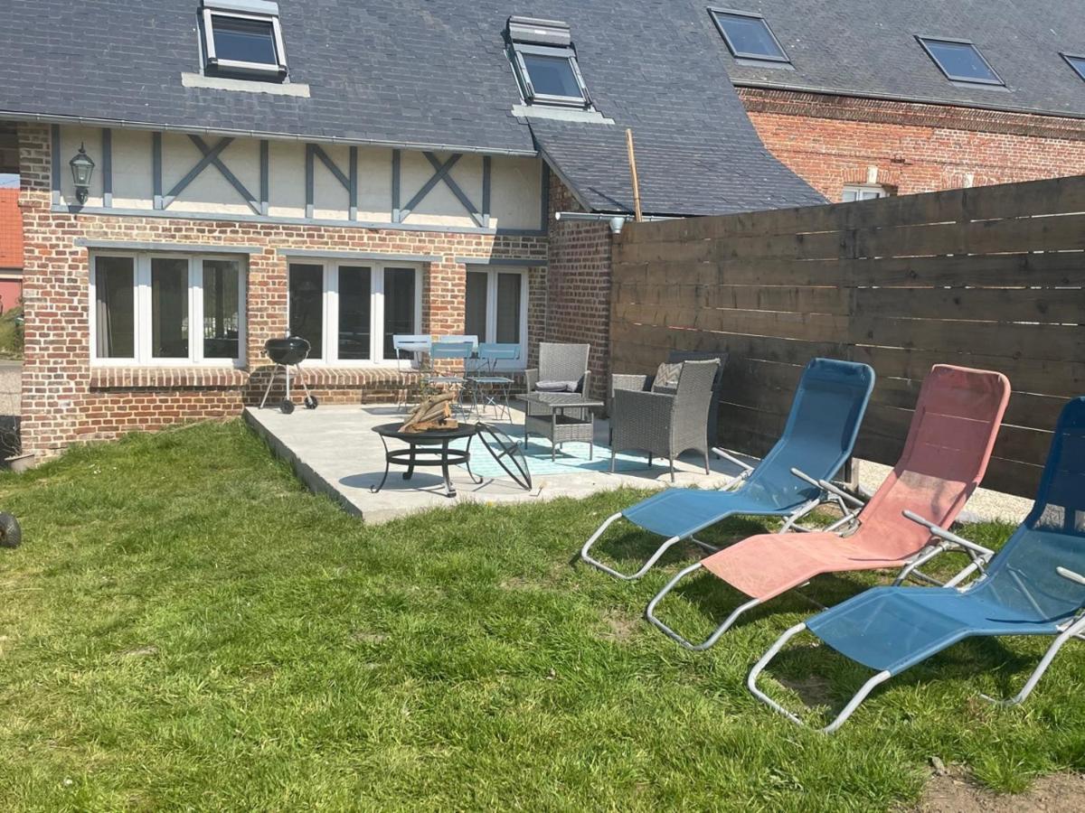 Le Clos Charmaine Auquemesnil Buitenkant foto